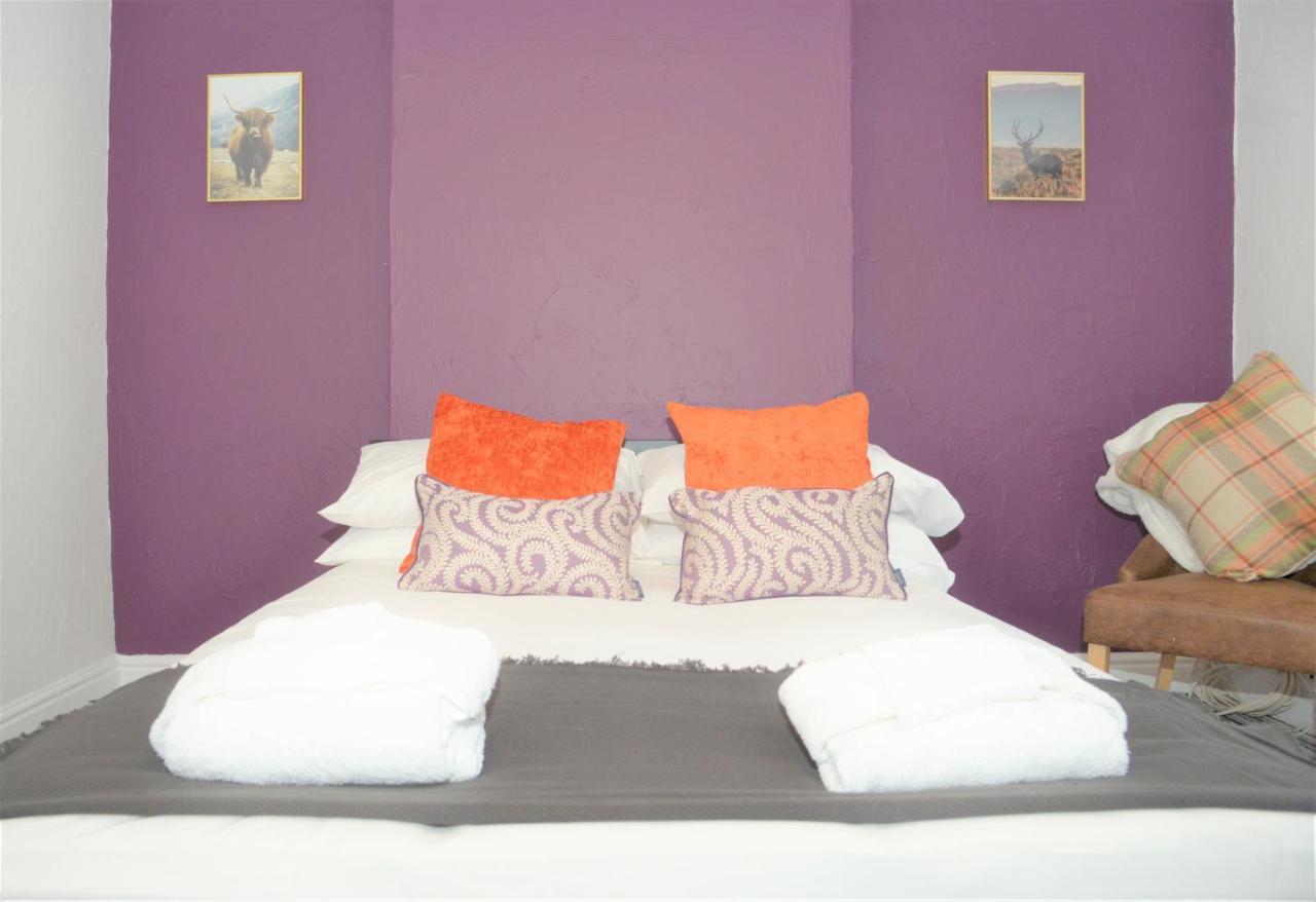 Villa Florence House à Wrexham Extérieur photo